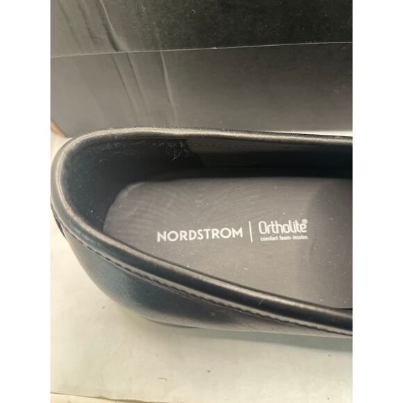Nordstrom Dino Penny Loafer (Men)
Size 11M